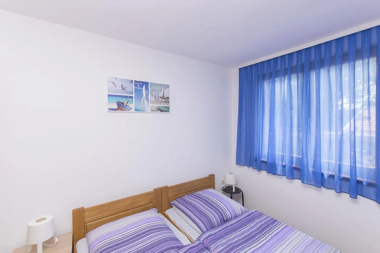 House Iva Villa Maslenica 0*,